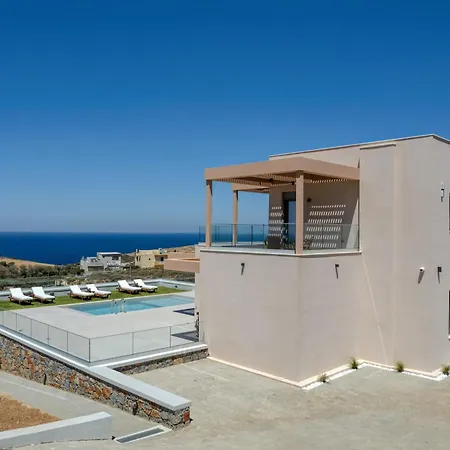 Villa Palmyra & *